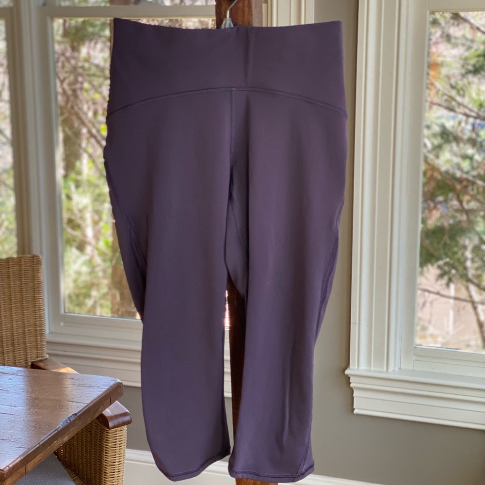 Lululemon Cropped leggings 6